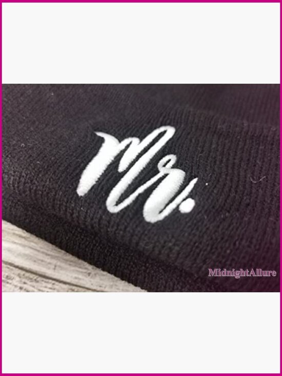 Mr and Mrs Beanie Hats Set Knit Winter Couple Beanie Unisex main image 2